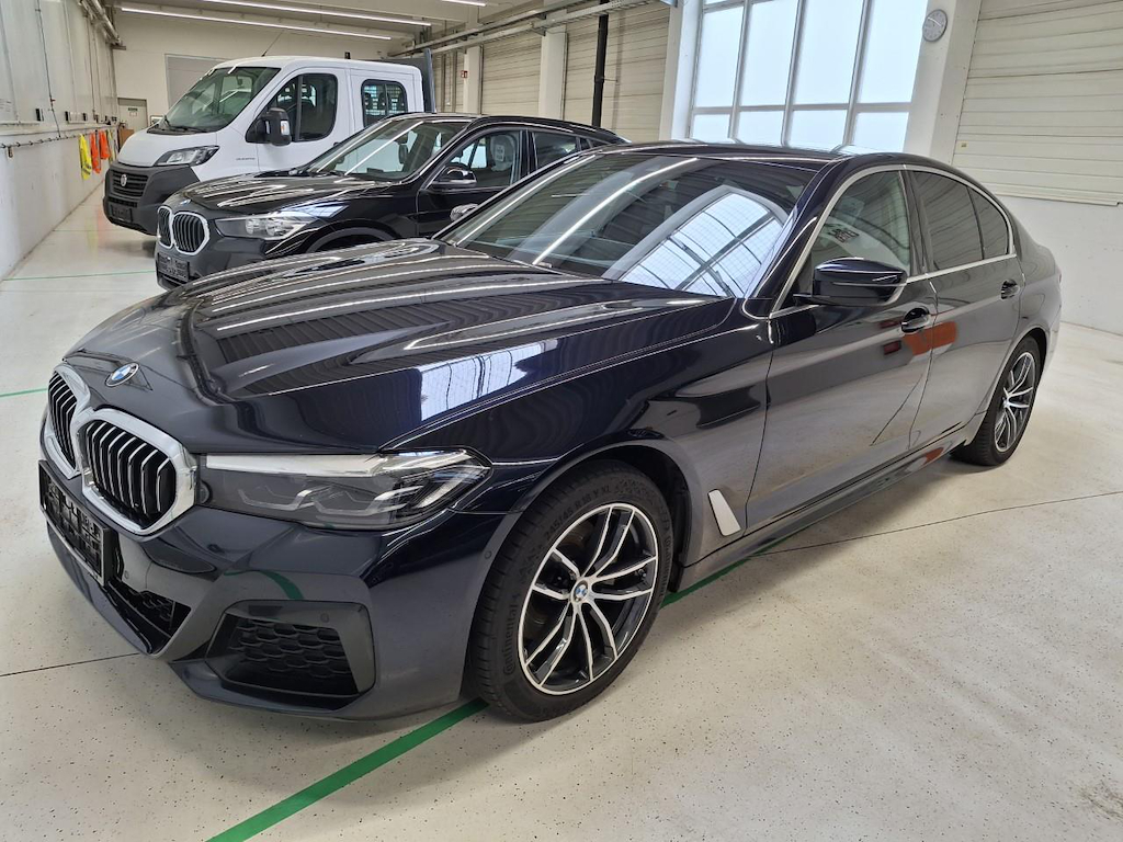 BMW SERIES 5 520d Xdrive A 140KW